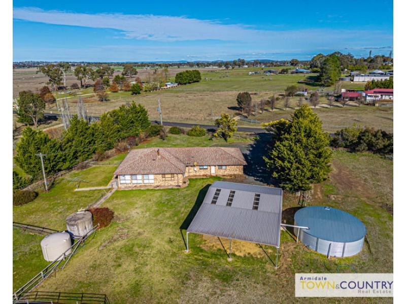 144 Mundays Lane, Armidale NSW 2350