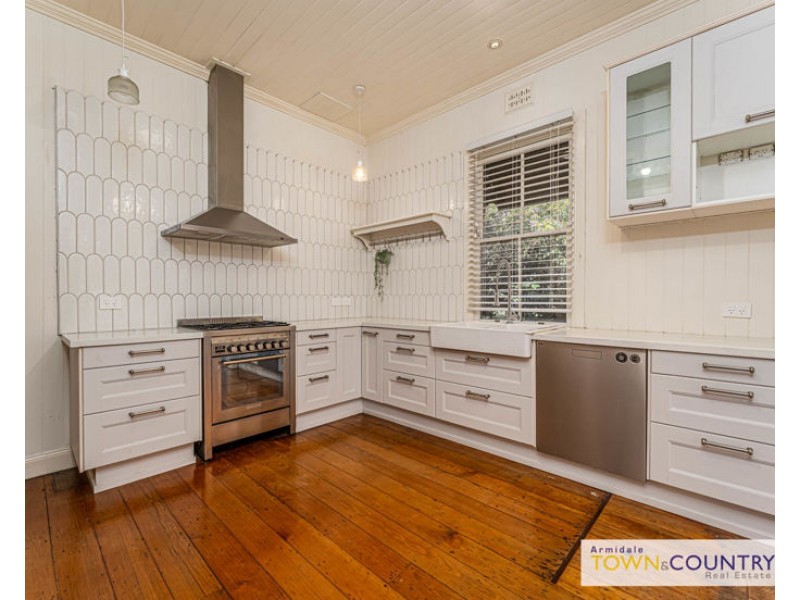 50 Kirkwood Street, Armidale NSW 2350