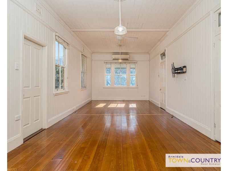50 Kirkwood Street, Armidale NSW 2350