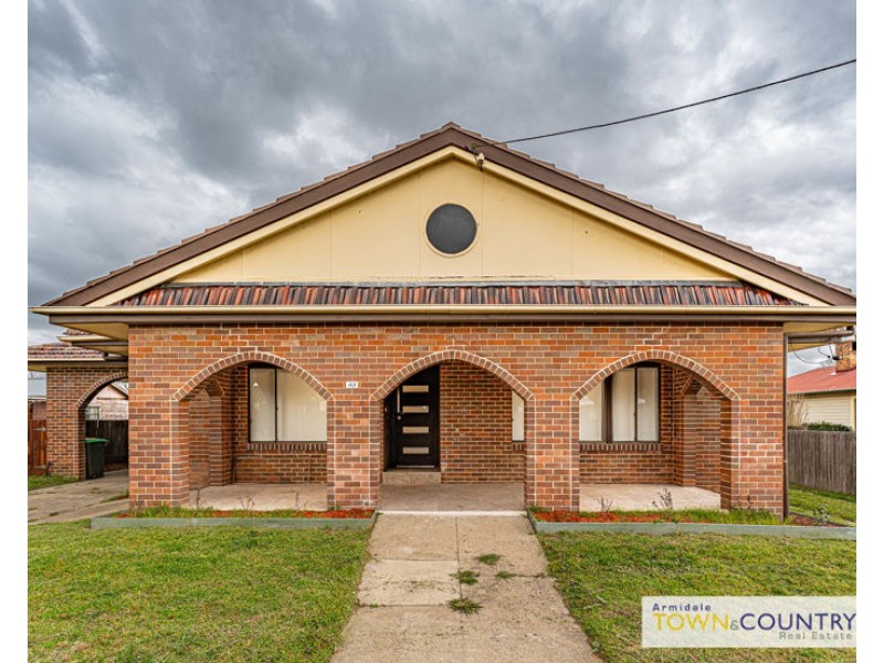 42 Mossman Street, Armidale NSW 2350