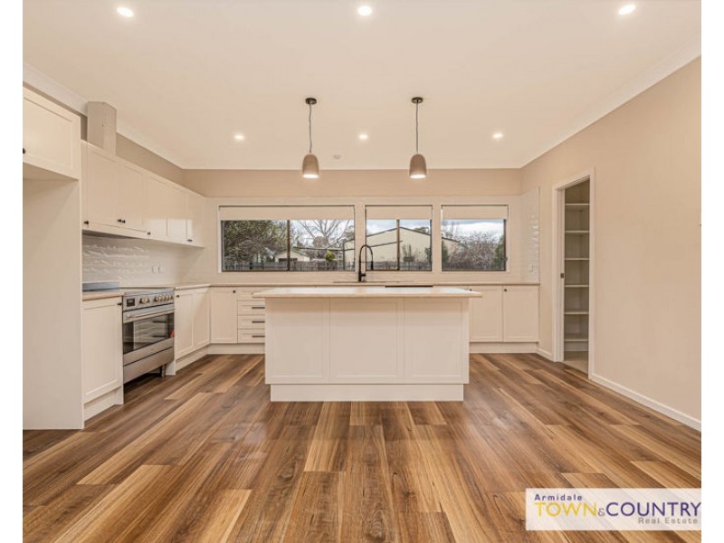 42 Mossman Street, Armidale NSW 2350