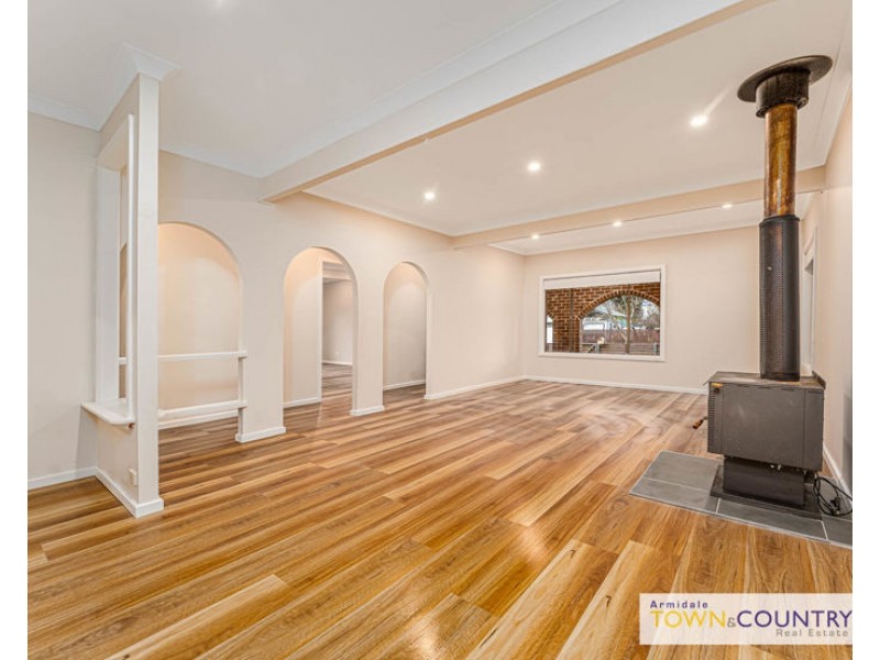 42 Mossman Street, Armidale NSW 2350