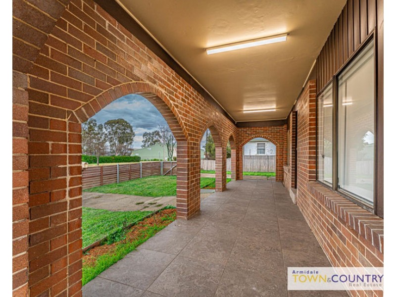 42 Mossman Street, Armidale NSW 2350
