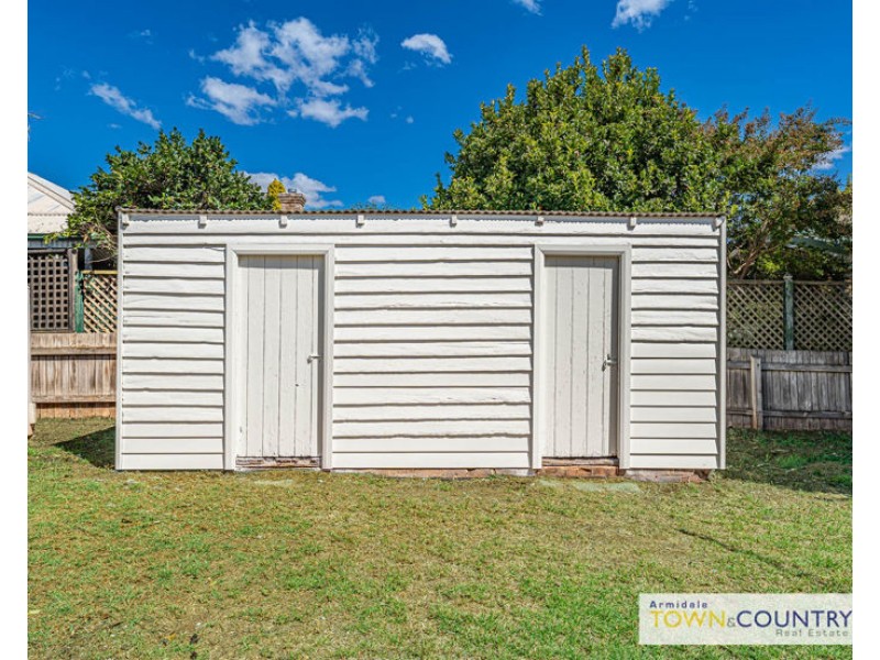110 Niagara Street, Armidale NSW 2350