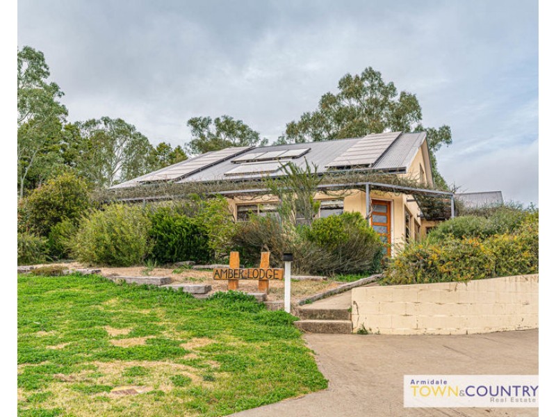 4 Amber Close, Armidale NSW 2350