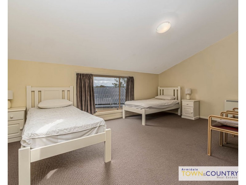 4 Amber Close, Armidale NSW 2350