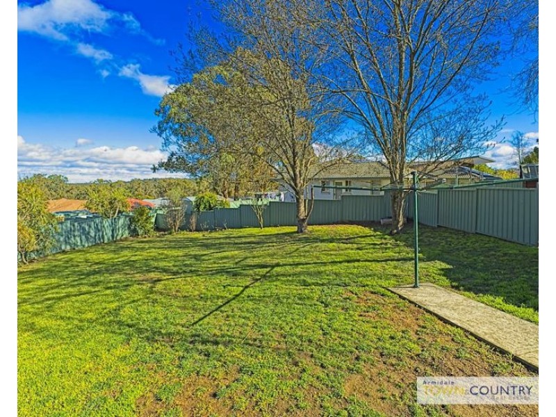 40 Norris Drive, Armidale NSW 2350