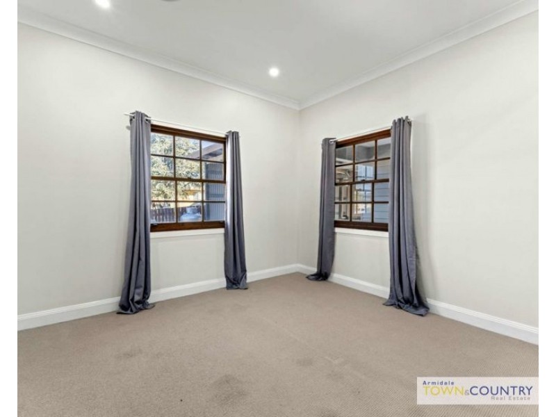 61 Maitland Street, Uralla NSW 2358