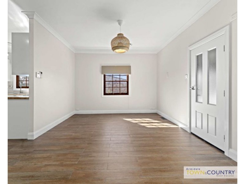 61 Maitland Street, Uralla NSW 2358