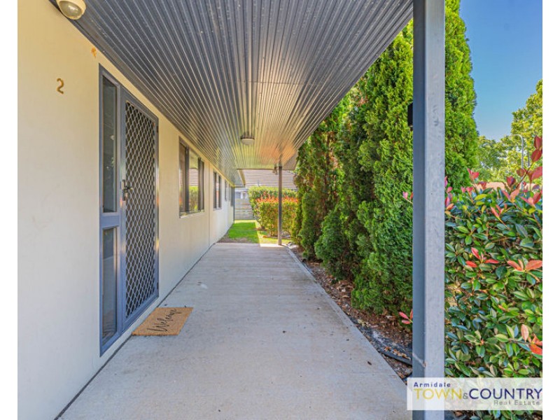 2/6 Grills Place, Armidale NSW 2350