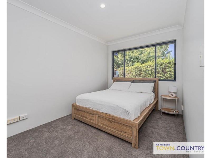 2/6 Grills Place, Armidale NSW 2350