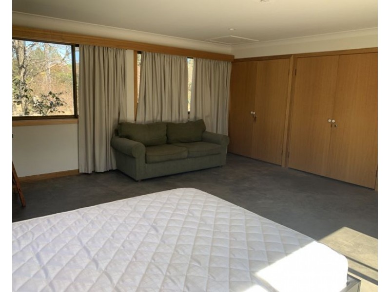 Room 1/15a Murray Avenue, Armidale NSW 2350