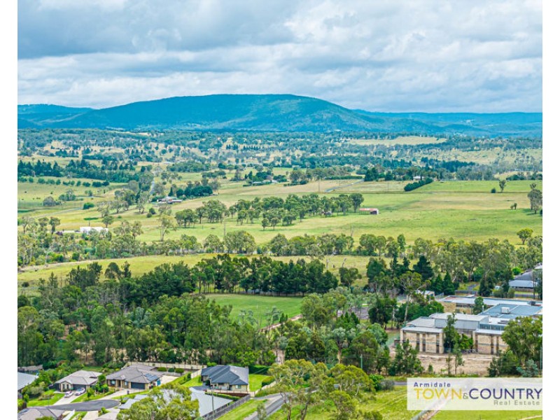 12 Janeth Street, Armidale NSW 2350