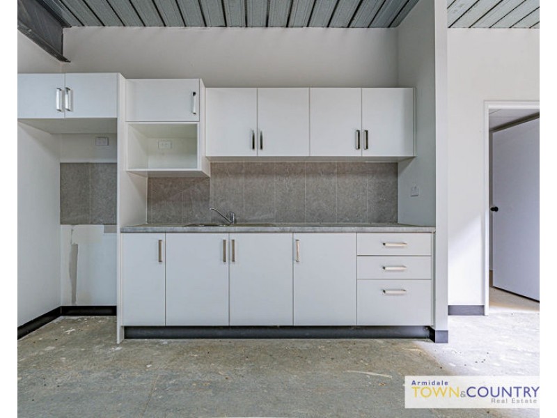 2 / 26 Cameron Drive, Armidale NSW 2350