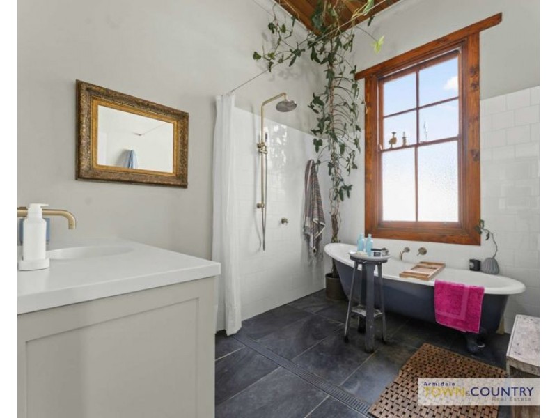 177 Faulkner Street, Armidale NSW 2350