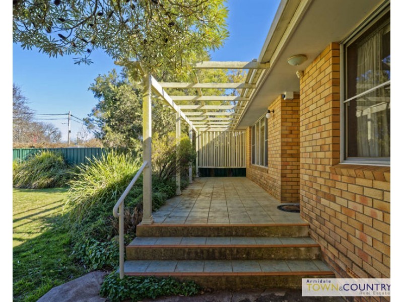 5 Catherine Street, Armidale NSW 2350