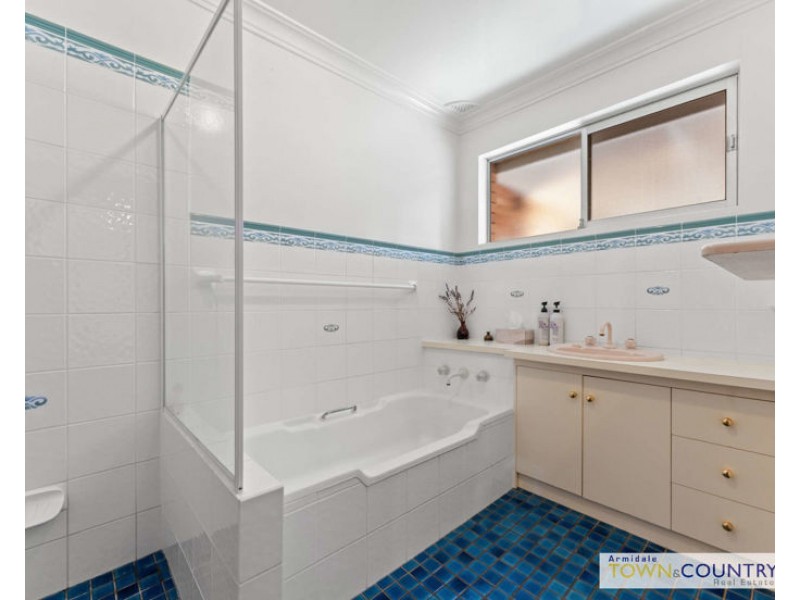 5 Catherine Street, Armidale NSW 2350