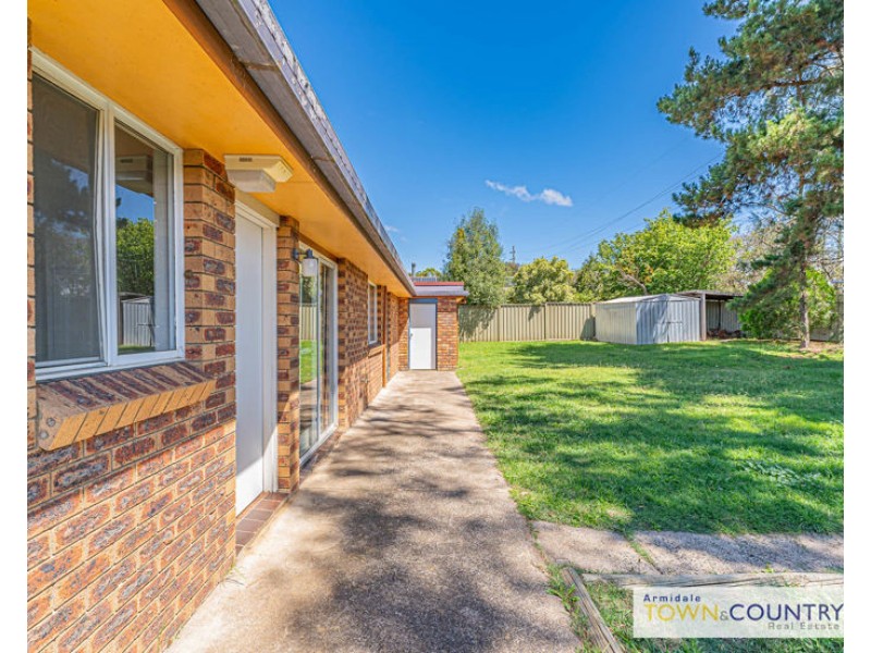 21 Baldwyn Street, Armidale NSW 2350