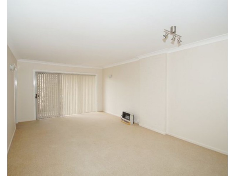 2/75 Queen Elizabeth Drive, Armidale NSW 2350