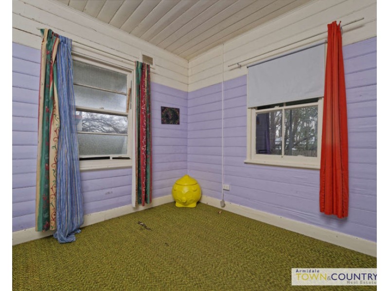 284 Rusden Street, Armidale NSW 2350