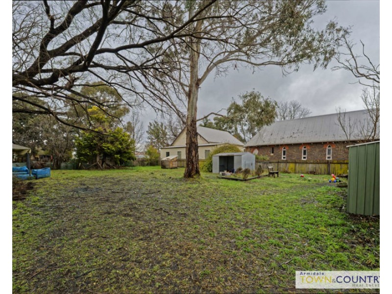 284 Rusden Street, Armidale NSW 2350