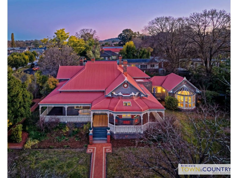 84 Brown Street, Armidale NSW 2350