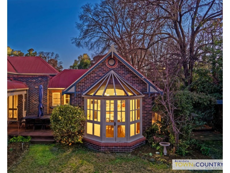 84 Brown Street, Armidale NSW 2350