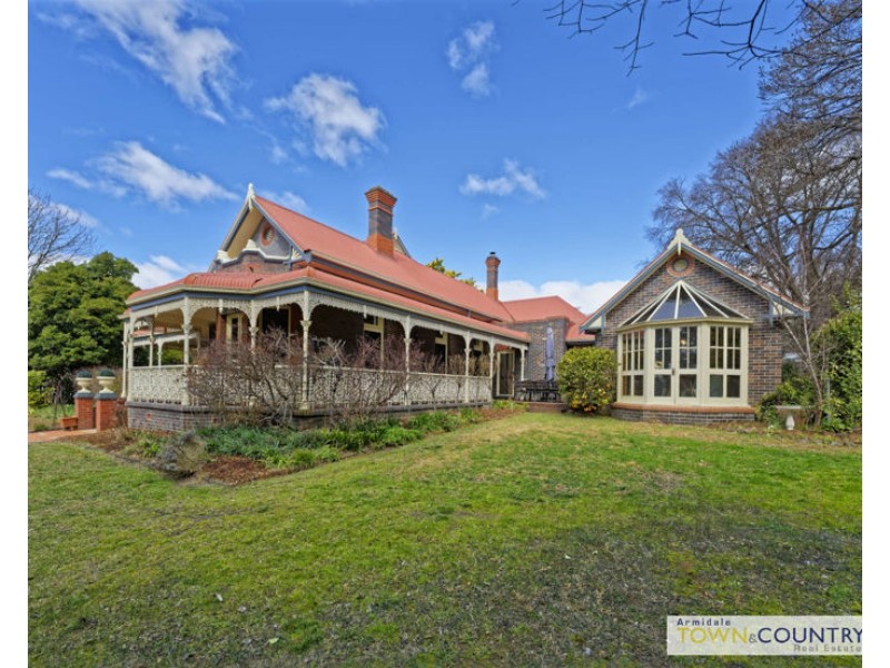 84 Brown Street, Armidale NSW 2350