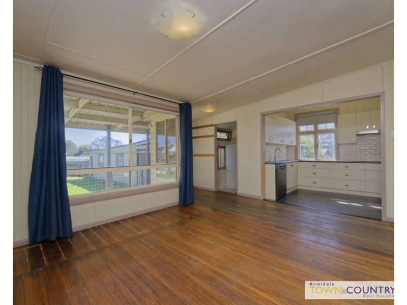 216 Canambe Street, Armidale NSW 2350