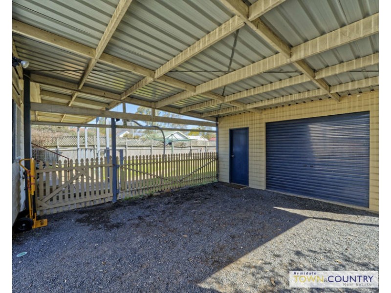 216 Canambe Street, Armidale NSW 2350