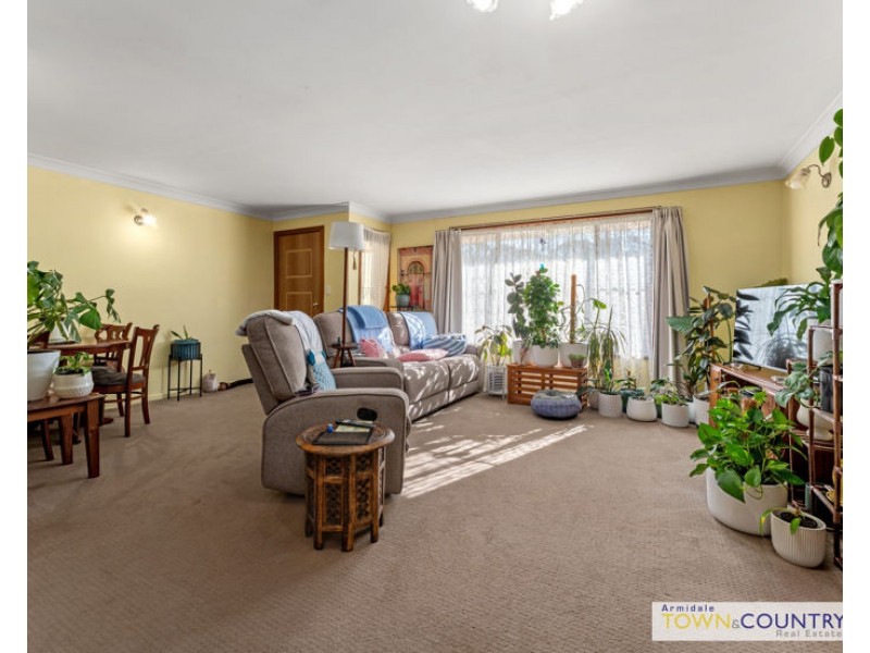 Unit 1&2 at 20 Centura Crescent, Armidale NSW 2350