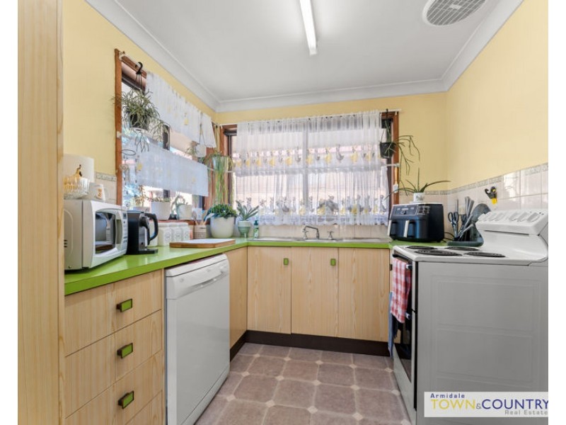 Unit 1&2 at 20 Centura Crescent, Armidale NSW 2350