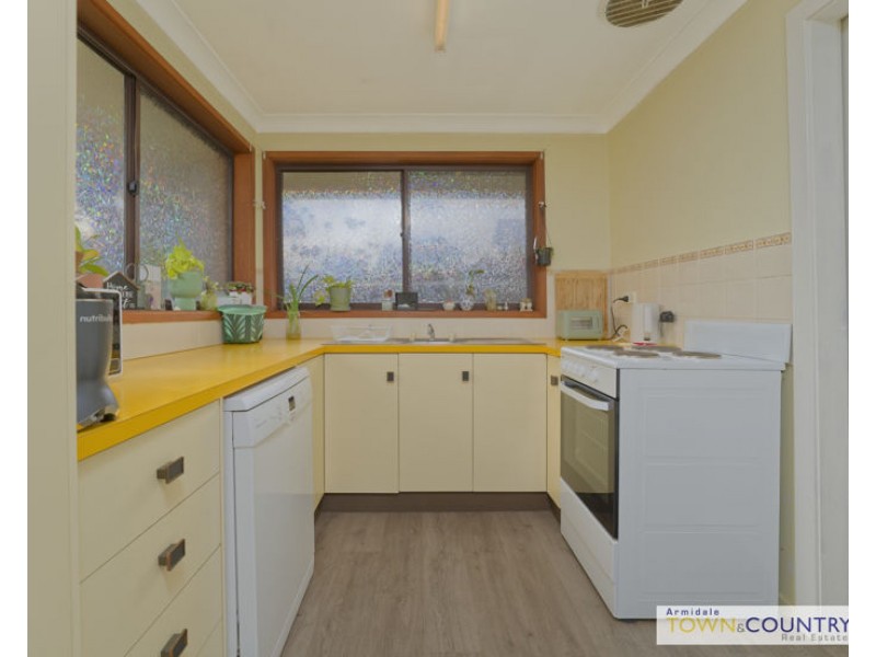 Unit 1&2 at 20 Centura Crescent, Armidale NSW 2350