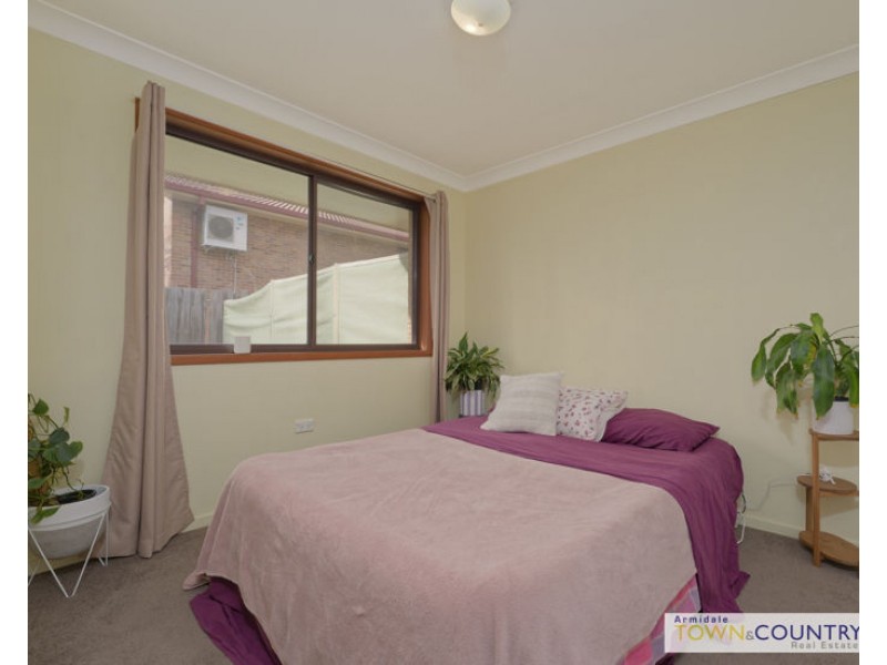 Unit 1&2 at 20 Centura Crescent, Armidale NSW 2350