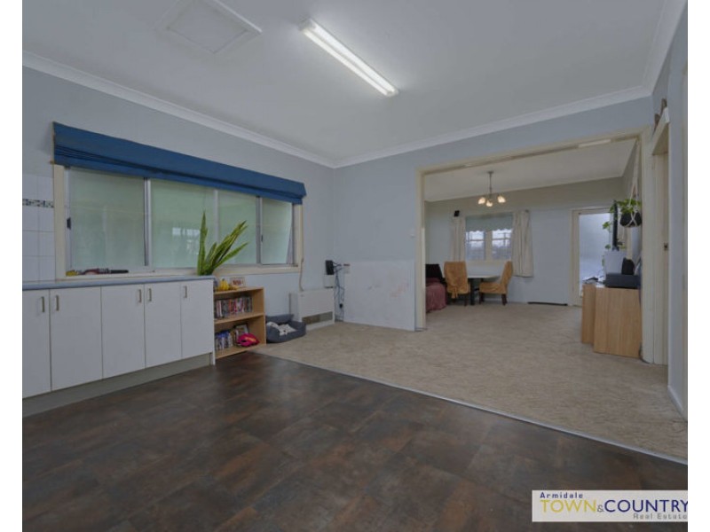34 Enid Street, Armidale NSW 2350