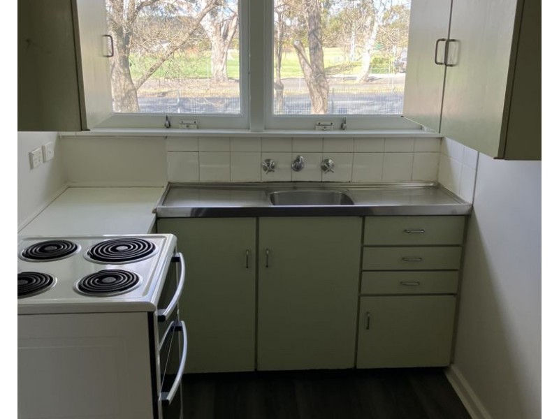 5/198 Canambe street, Armidale NSW 2350