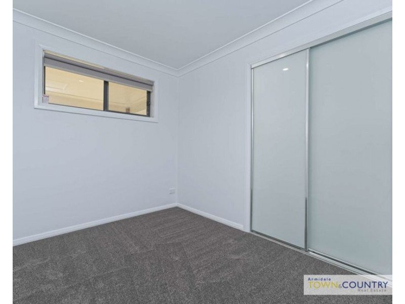 1/9 Frizell Crescent, Armidale NSW 2350