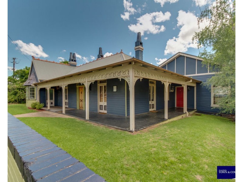 1/136 Allingham st, Armidale NSW 2350