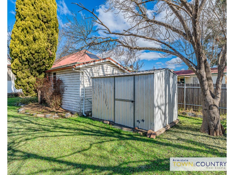 211 brown st, Armidale NSW 2350