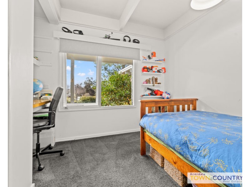 6 Barclay Street, Armidale NSW 2350