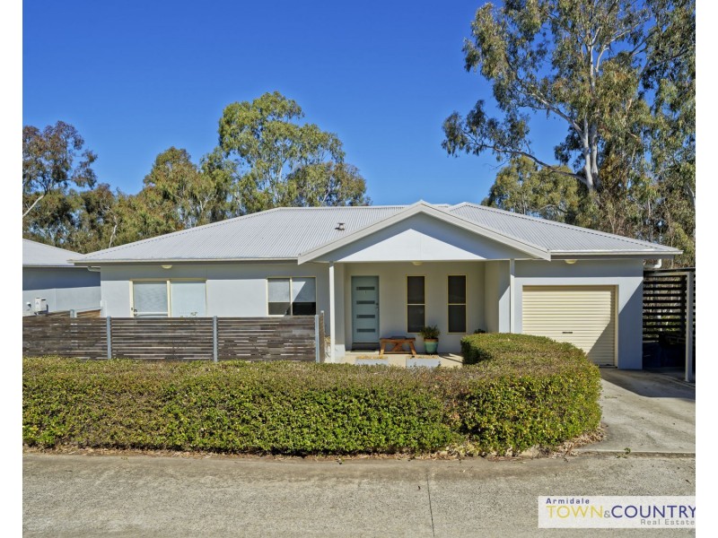 1/7 Orr Drive, Armidale NSW 2350