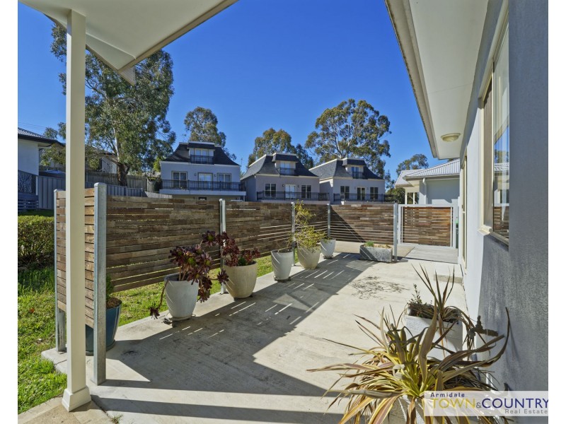 1/7 Orr Drive, Armidale NSW 2350