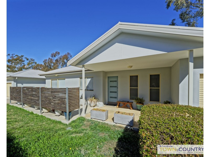 1/7 Orr Drive, Armidale NSW 2350