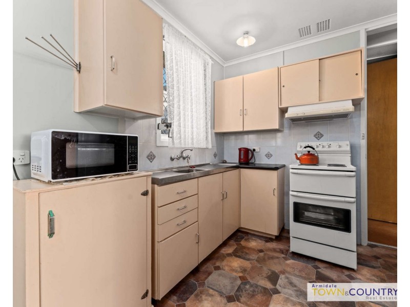 18 McBean Avenue, Armidale NSW 2350