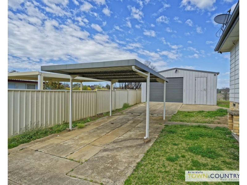 18 McBean Avenue, Armidale NSW 2350