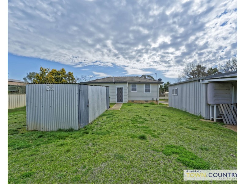 18 McBean Avenue, Armidale NSW 2350