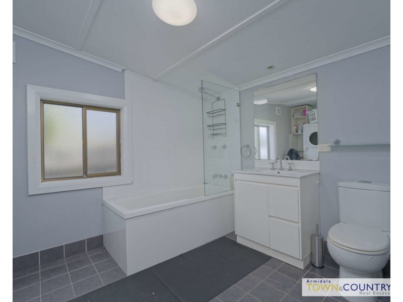 62 Marsh Street, Armidale NSW 2350