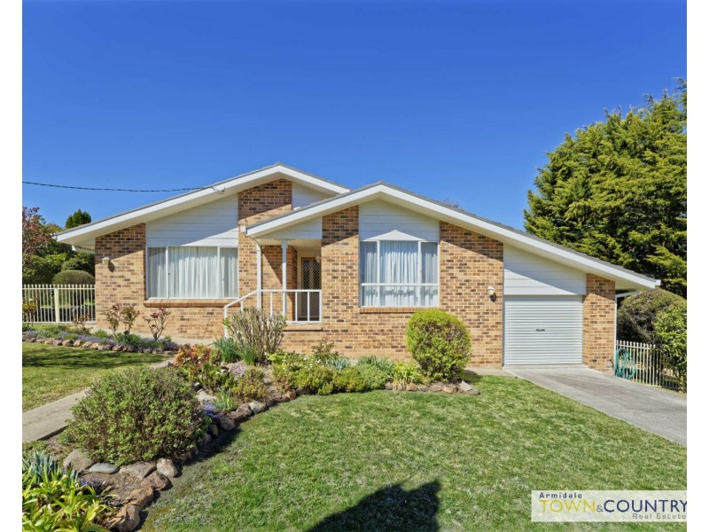 39 Chestnut Avenue, Armidale NSW 2350