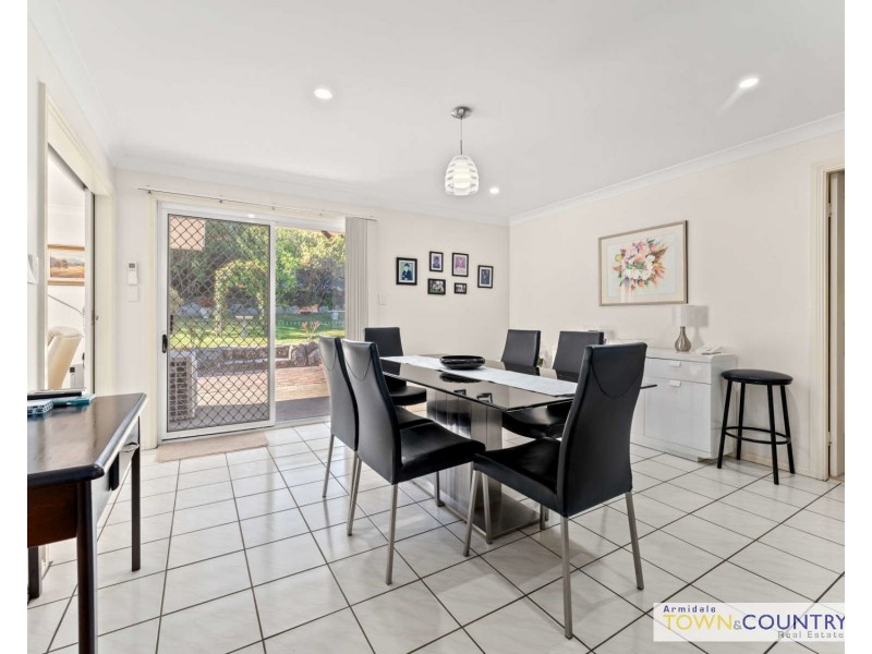 39 Chestnut Avenue, Armidale NSW 2350