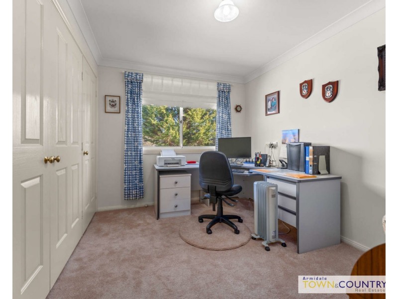 39 Chestnut Avenue, Armidale NSW 2350